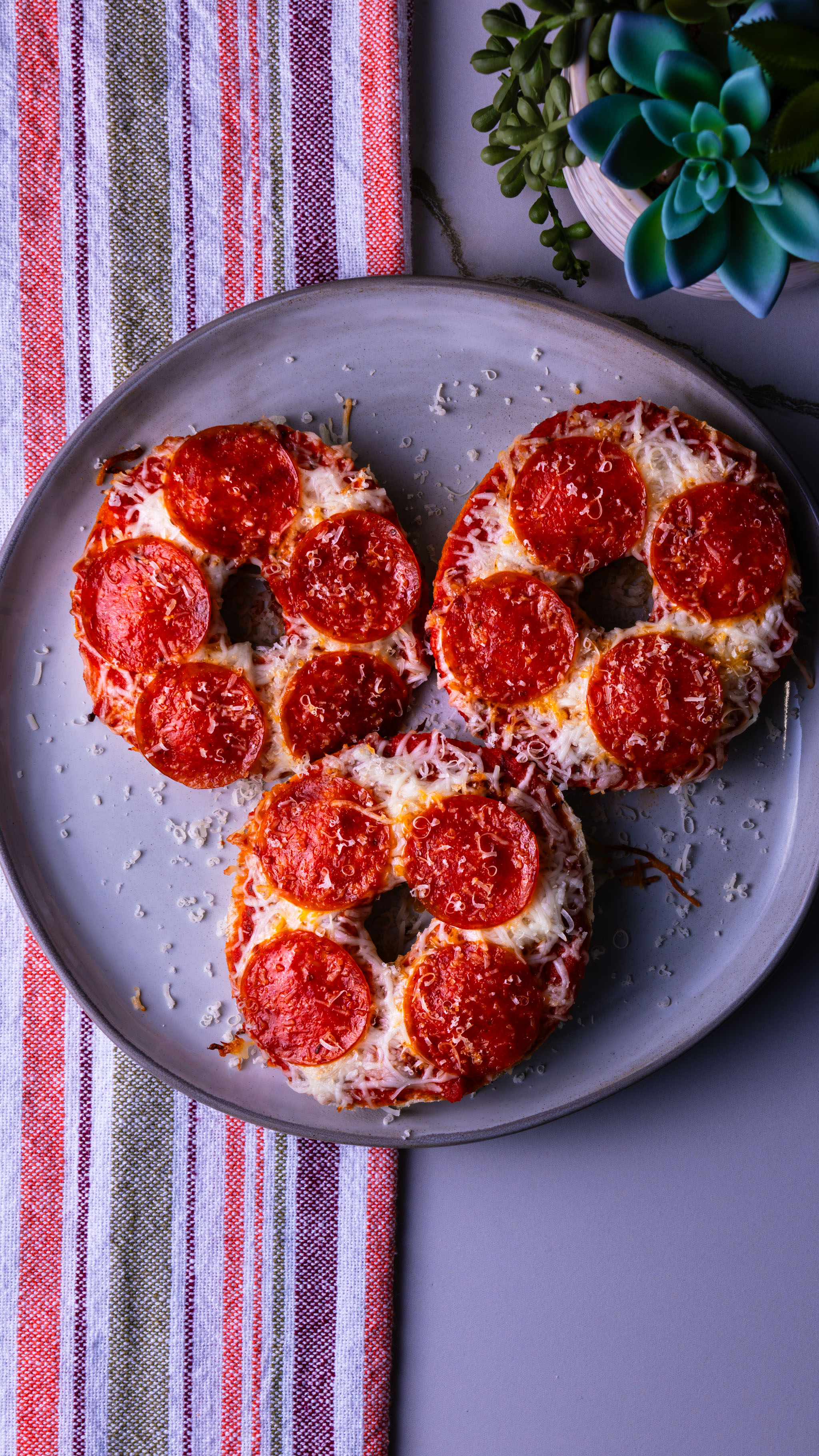 The BEST Pizza Bagel Recipe