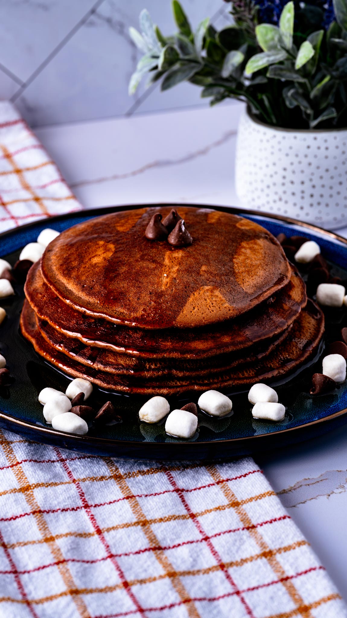 Easy Chocolate Pancakes for a Cozy Breakfast