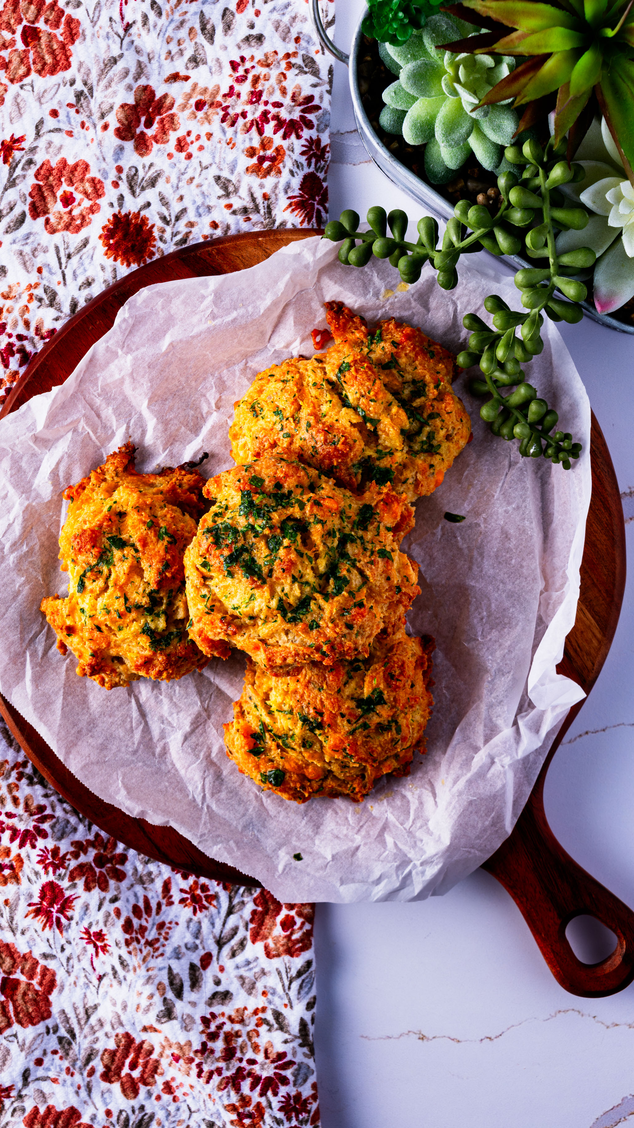 Cheddar Bay Biscuits